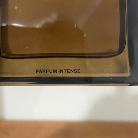 💓Burberry Hero PARFUM INTENSE - Picture 2 of 10